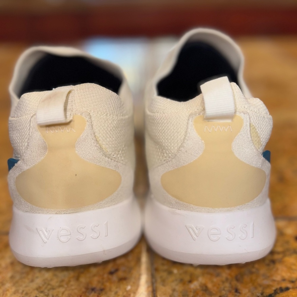 Vessi Everyday Move Slip On Sneakers Mens 9 Cream Beige Waterproof Casual Shoes - Picture 4 of 9